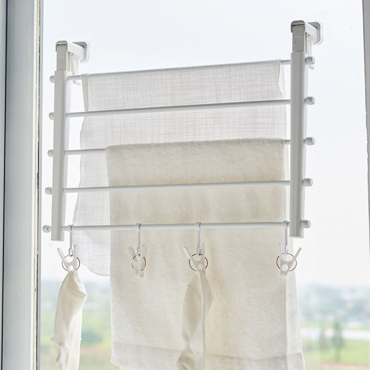 Wall Mounted Clothes Drying Rack Folding Telescopic Punch Free Plastic Laundry Rack for Indoor Balcony 530mm 4 Clips