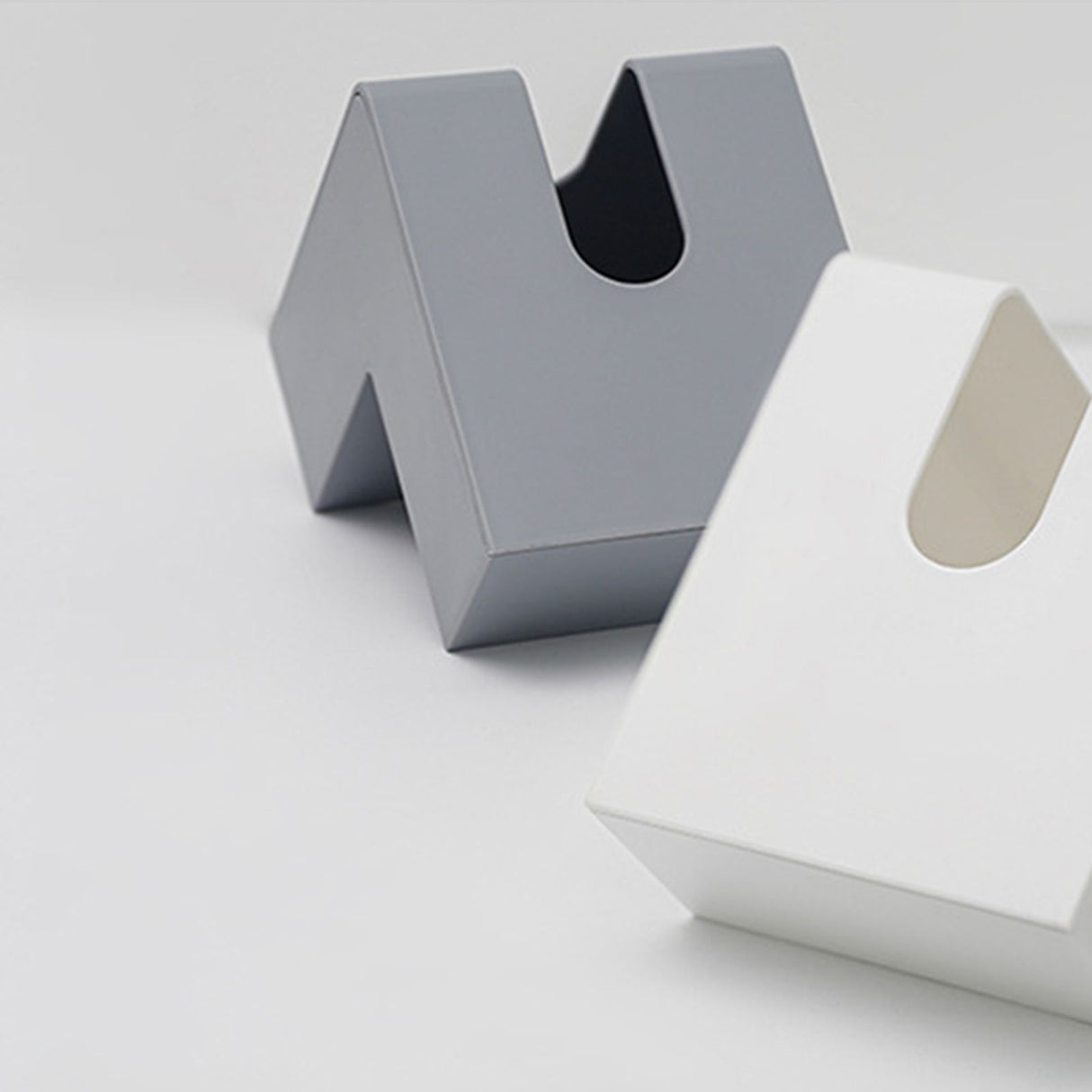 Nordic Style Plastic Tissue Box Holder Personality Simplicity Tissue Storage Box for Restaurant Living Room Desktop Gray
