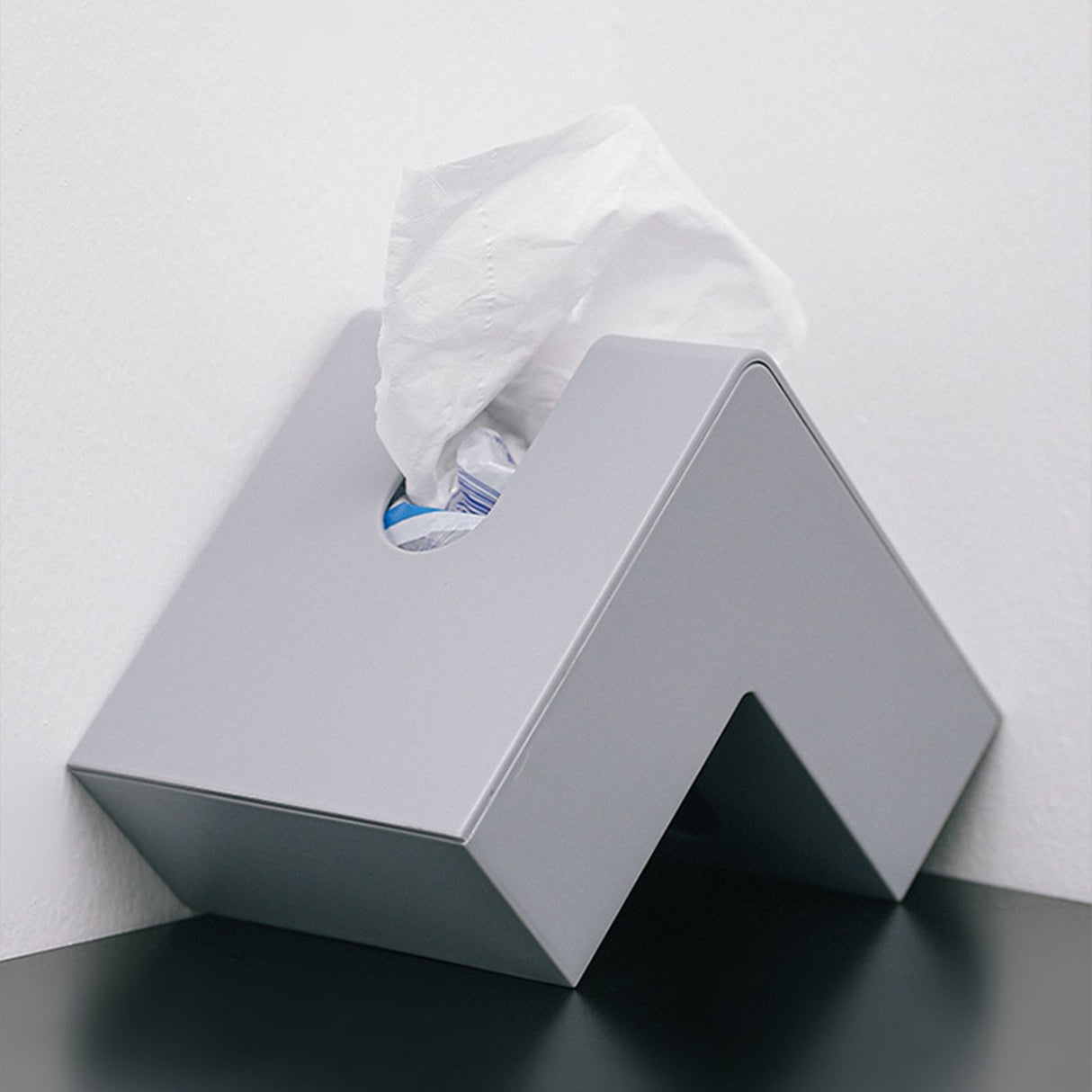 Nordic Style Plastic Tissue Box Holder Personality Simplicity Tissue Storage Box for Restaurant Living Room Desktop Gray