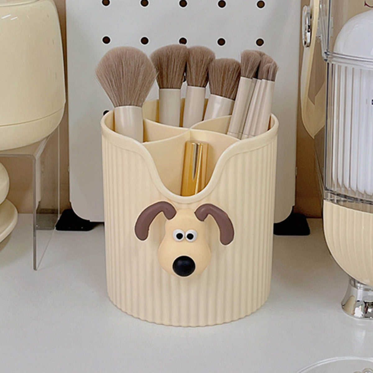 Desk Pencil Pen Holder 4 Compartments Large Capacity Cute School Supplies Makeup Brush Organizer Milky Yellow Dog Head