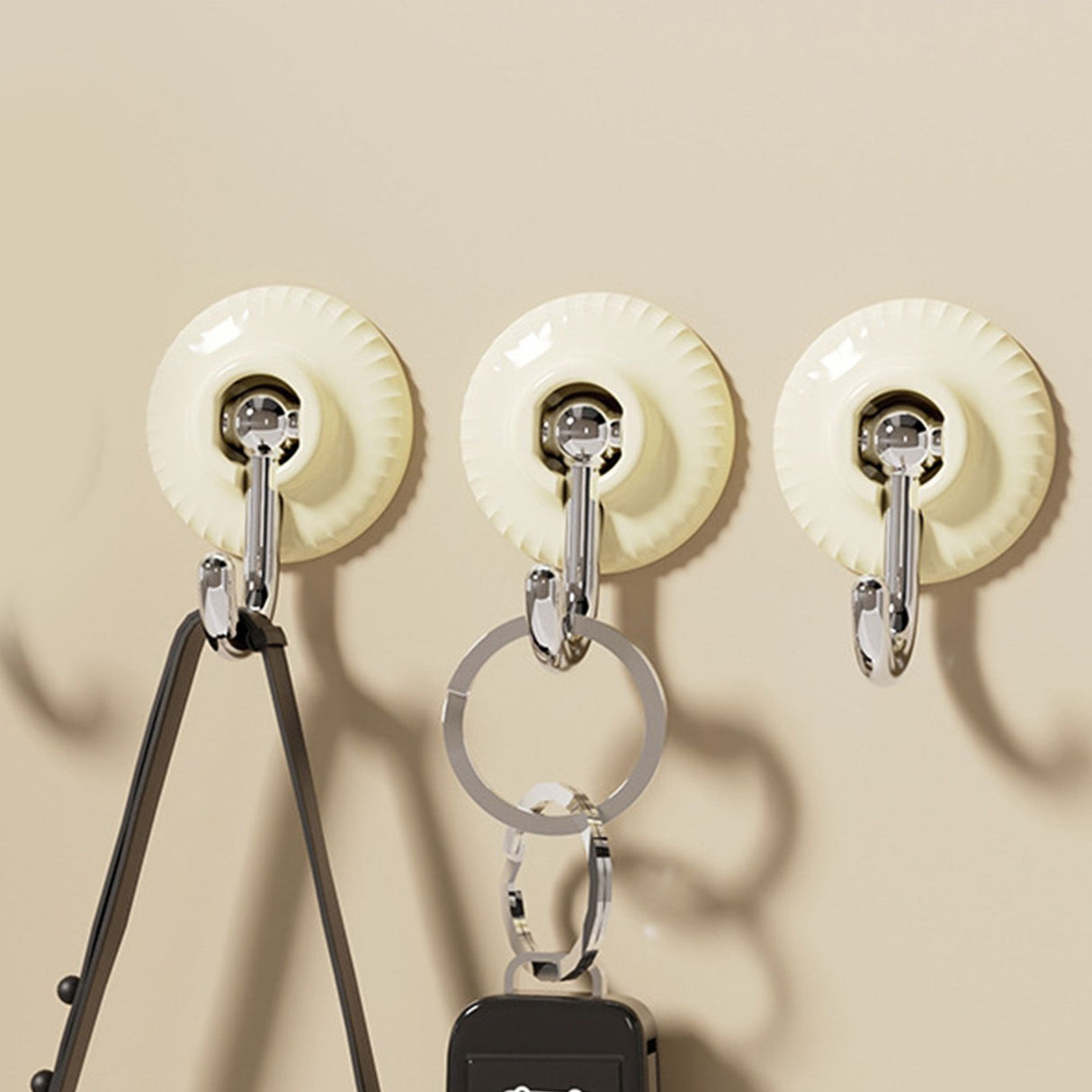 4pcs Adhesive Hooks Hole Free Round Hooks Bathroom Coat Heavy Duty Adhesive Hangers White