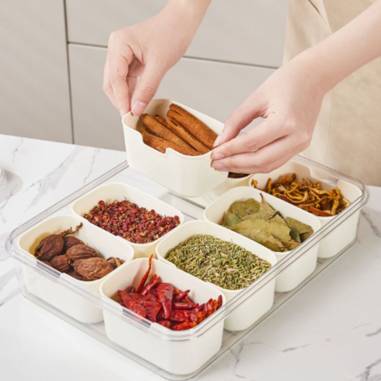 Plastic Storage Box Multi Grids Fridge Food Divider Box for Dumpling Vegetable Fruit Seasoning Large 8 Grids