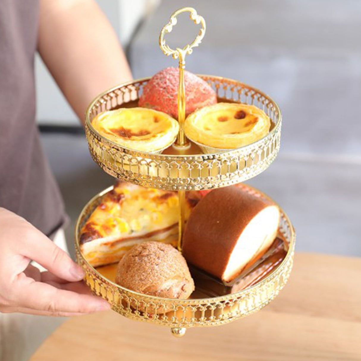Double Layer Pastry Tray Decorative Copper Gold Biscuits Dessert Display Plate for Wedding Hollowed Out Vertical Grain