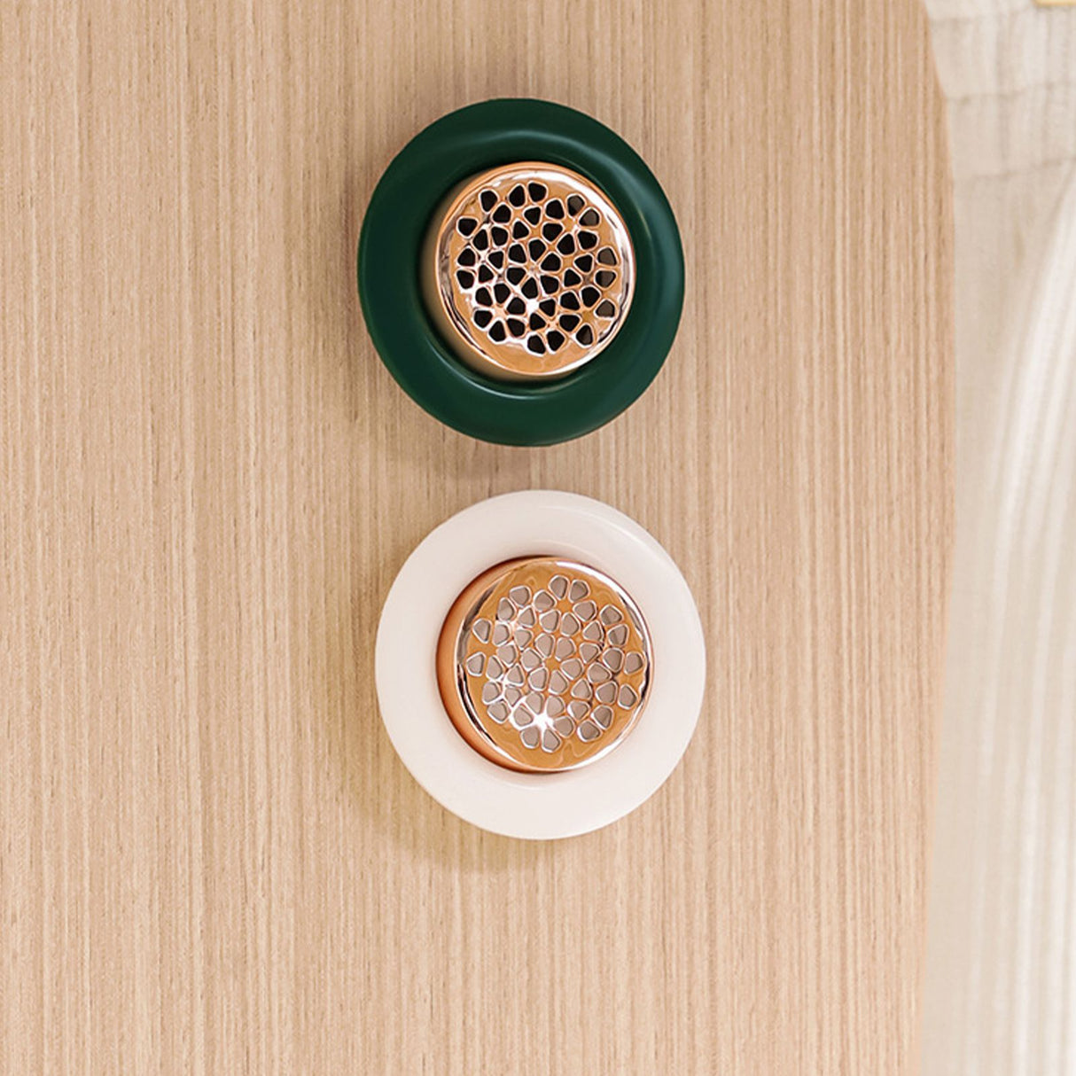 Solid Air Freshener Punching Free Long Lasting Modern Delicate Air Aromatherapy Deodorizers for Bathroom Shoes Cabinet White