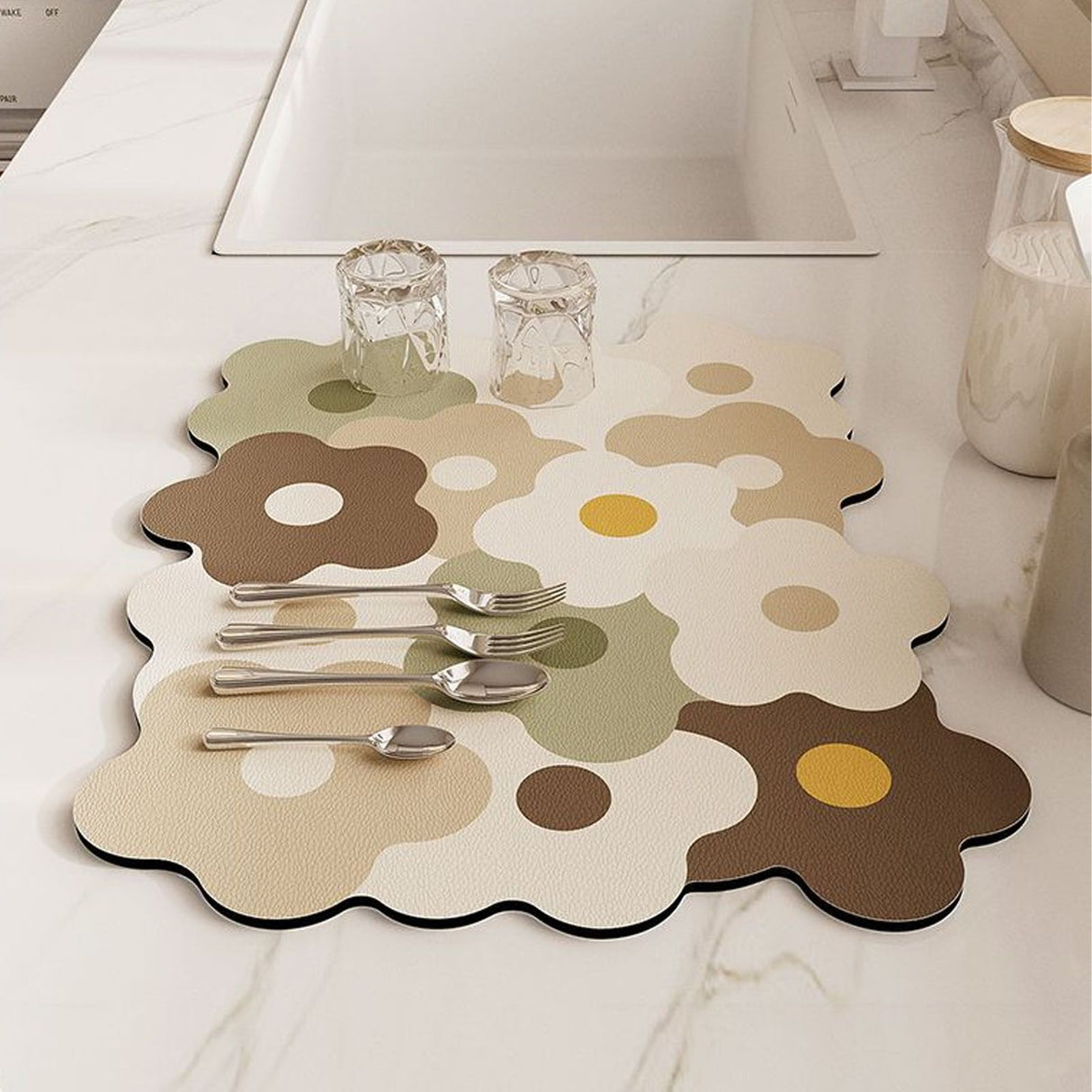 Kitchen Counter Dish Drying Mat Refreshing Cute Elegant Heat Resistant Absorbent Dishes Drain Mat Coffee and White 11.8 X 15.7in