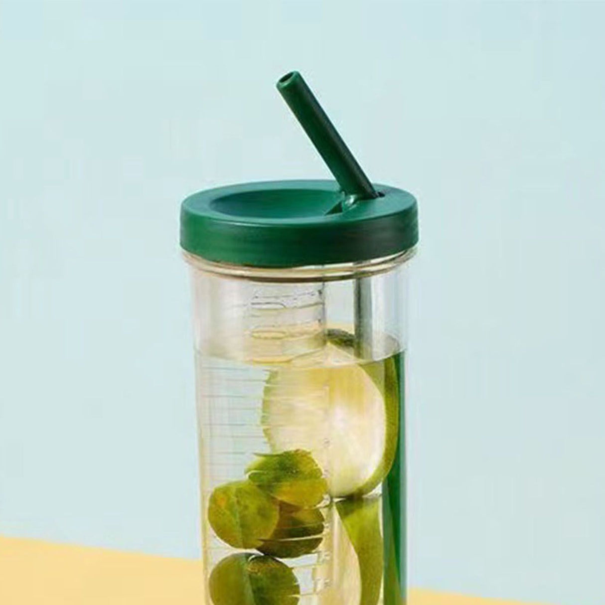 700ml Straw Cup Transparent Plastic Water Bottle with Straw Portable Juice Cup Drinking Bottle Grass Green