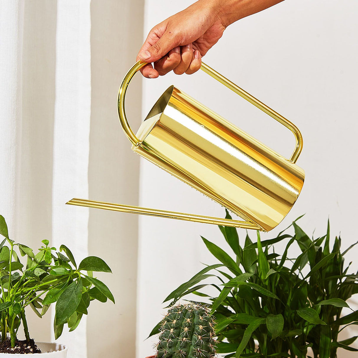 Plants Watering Can Long Spout 1500ml Large Capacity Watering Kettle Stainless Steel Pot Gardening Supplies Gold Color