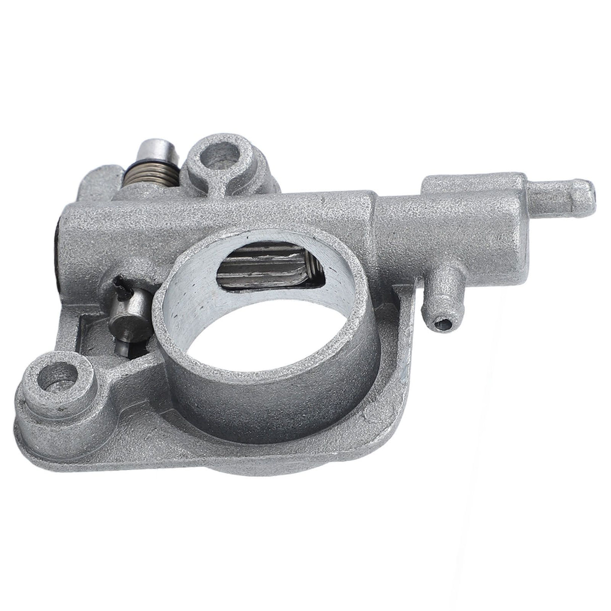 Reliable Chainsaw Oil Pump Iron High Hardness Engine Oil Pump for CS350 CS2600 Oil Pump
