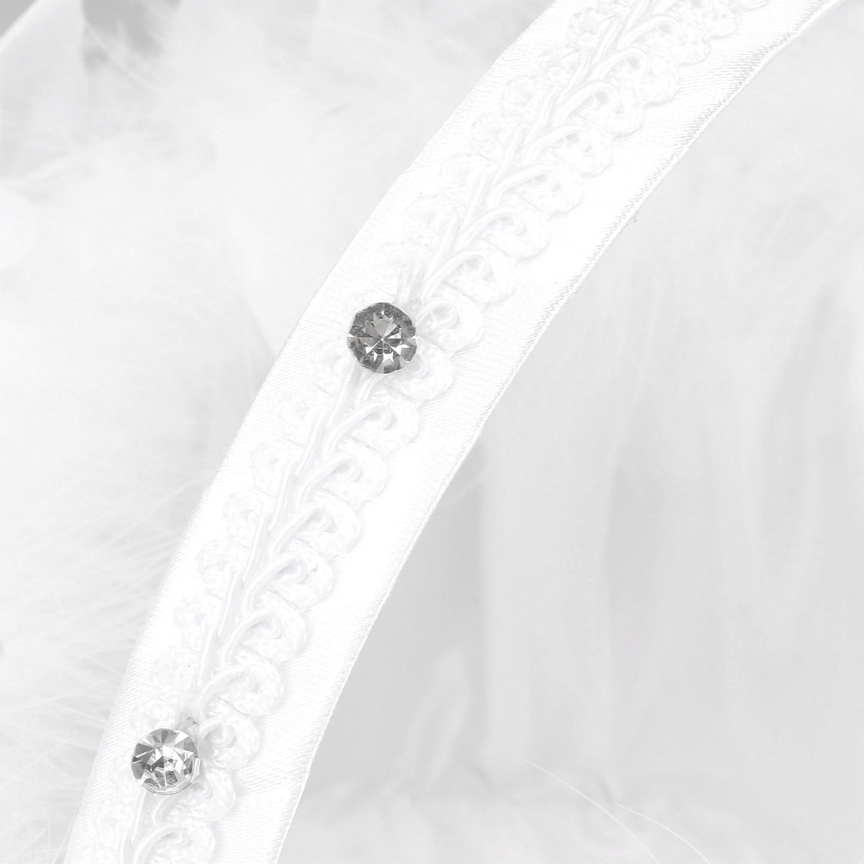 White Flower Girl Basket Petal Beads Decoration Handheld Bridesmaid Scattering Wedding Basket
