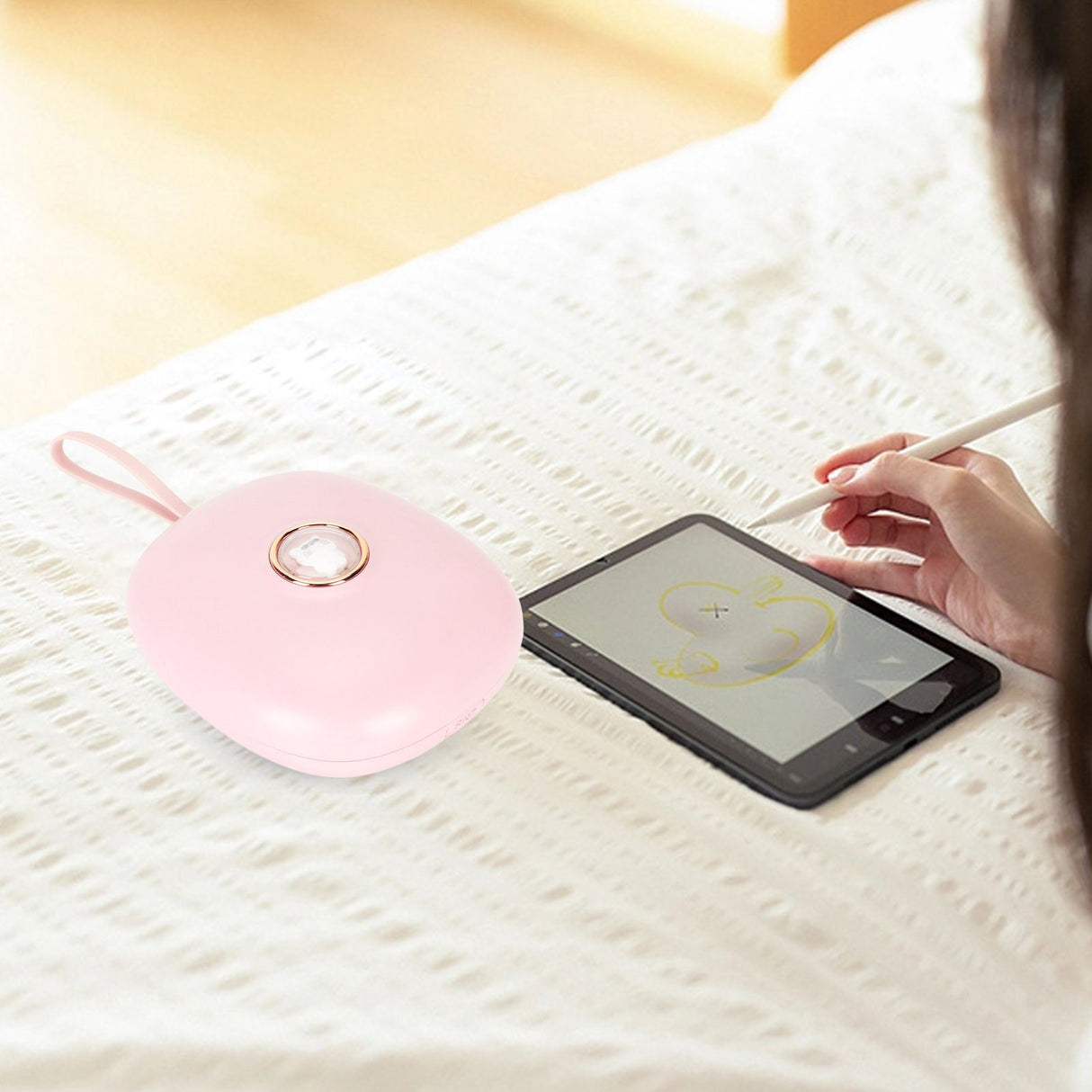 Vibrating Digital Alarm Clock Portable LED Electronic Digital Alarm Clock for Heavy Sleepers Students Children Rose Pink