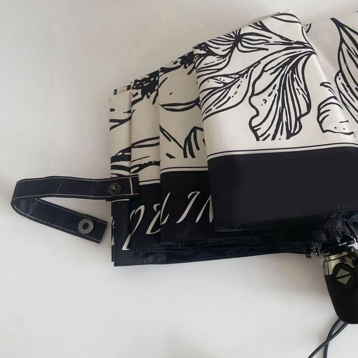 Vintage Floral Sunshade Umbrella Windproof Manual Operation Lightweight Folding Umbrella for Women Girls Kids