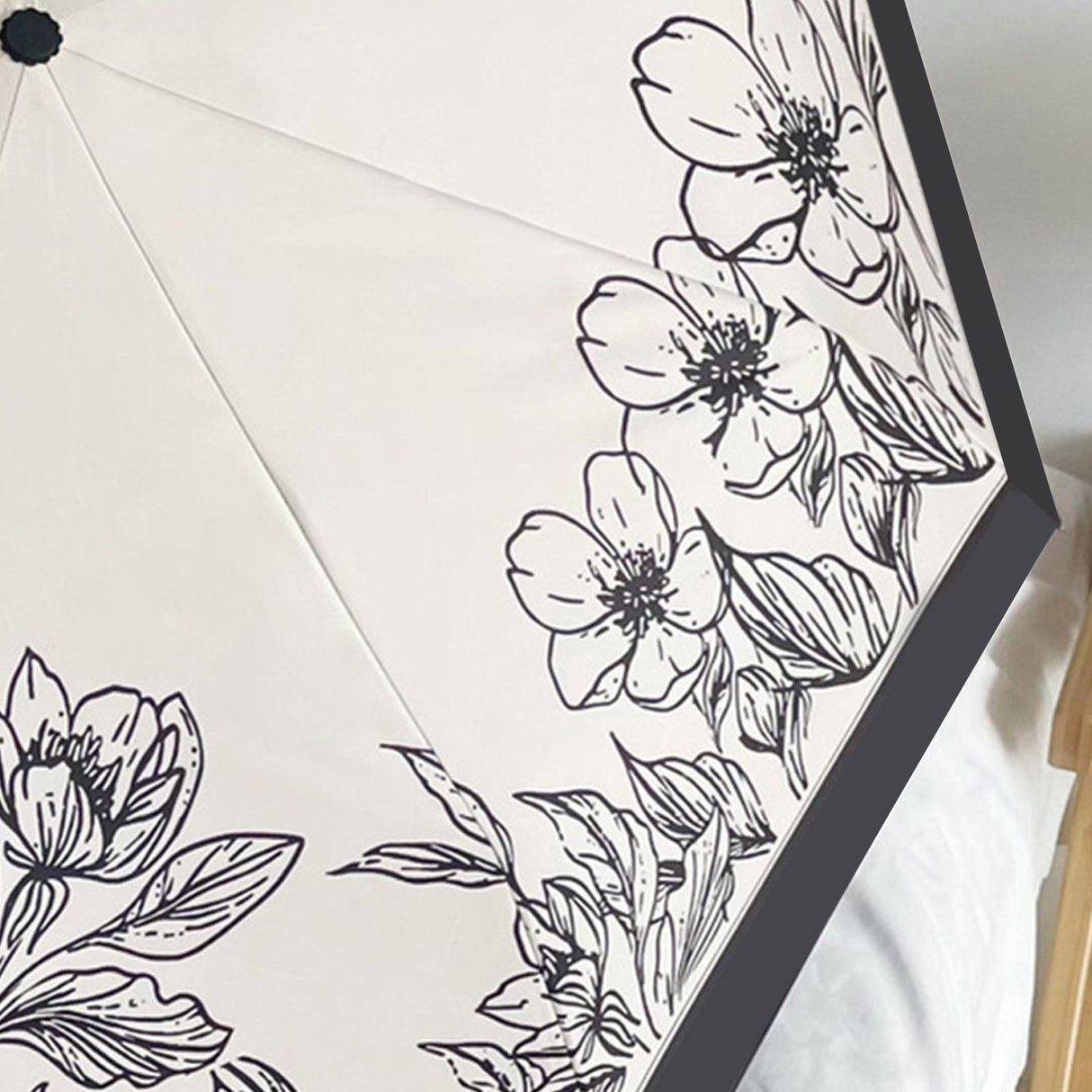 Vintage Floral Sunshade Umbrella Windproof Manual Operation Lightweight Folding Umbrella for Women Girls Kids
