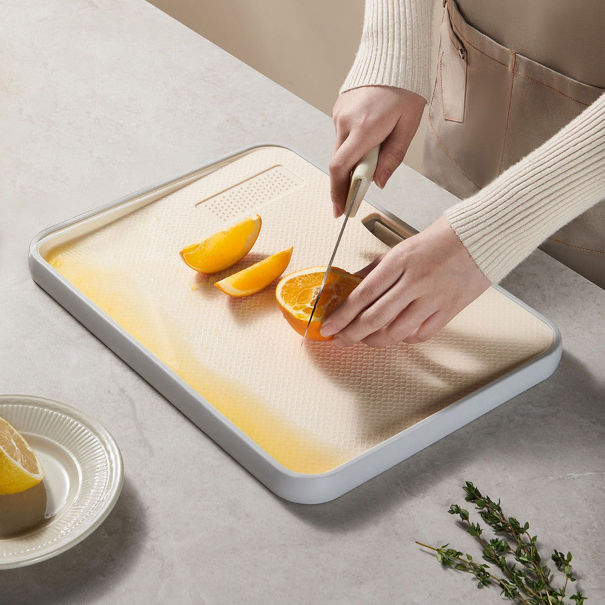 Double Sided Cutting Board Double Sided Non Slip Household Cutting Vegetables Fruits Cutting Board M(22x30cm / 8.7x11.8in)