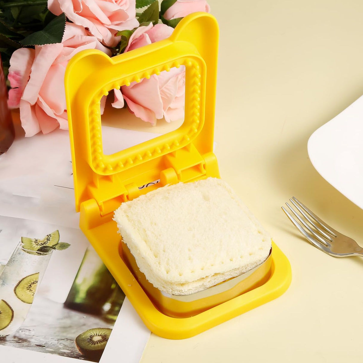 2 Pcs Red and Yellow Square Sandwich Cutter Stainless Steels Sandwich Cutters Set Sandwich Cutting Mold