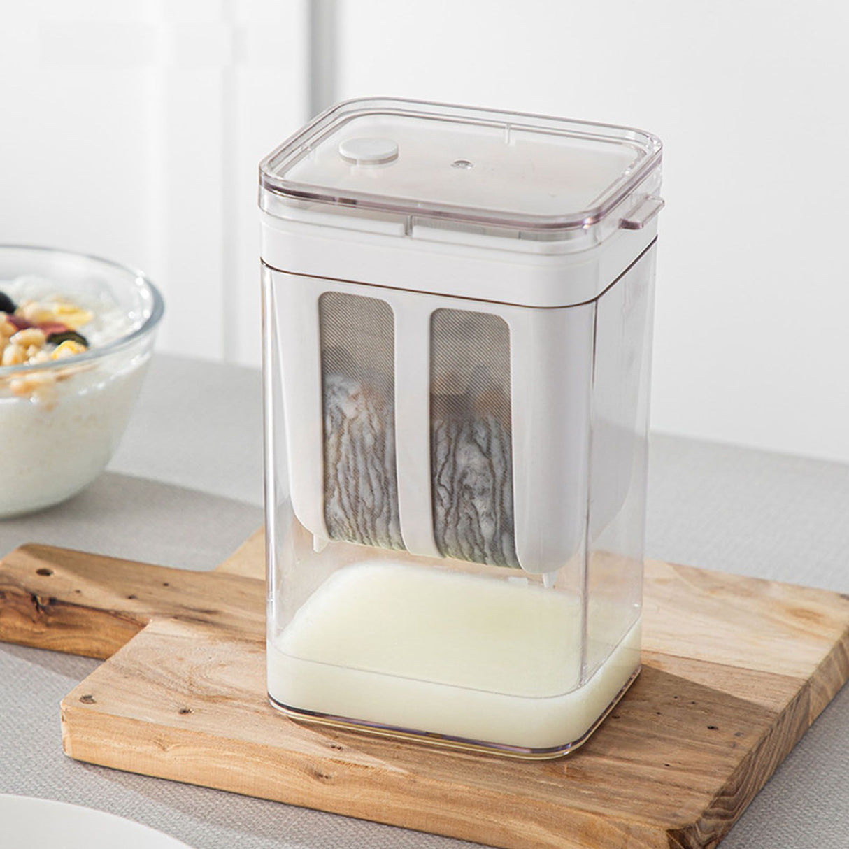 Yogurt Strainer with Extra Fine Mesh Strainer Bag Transparent Cover Multi Functional Cheese Filter