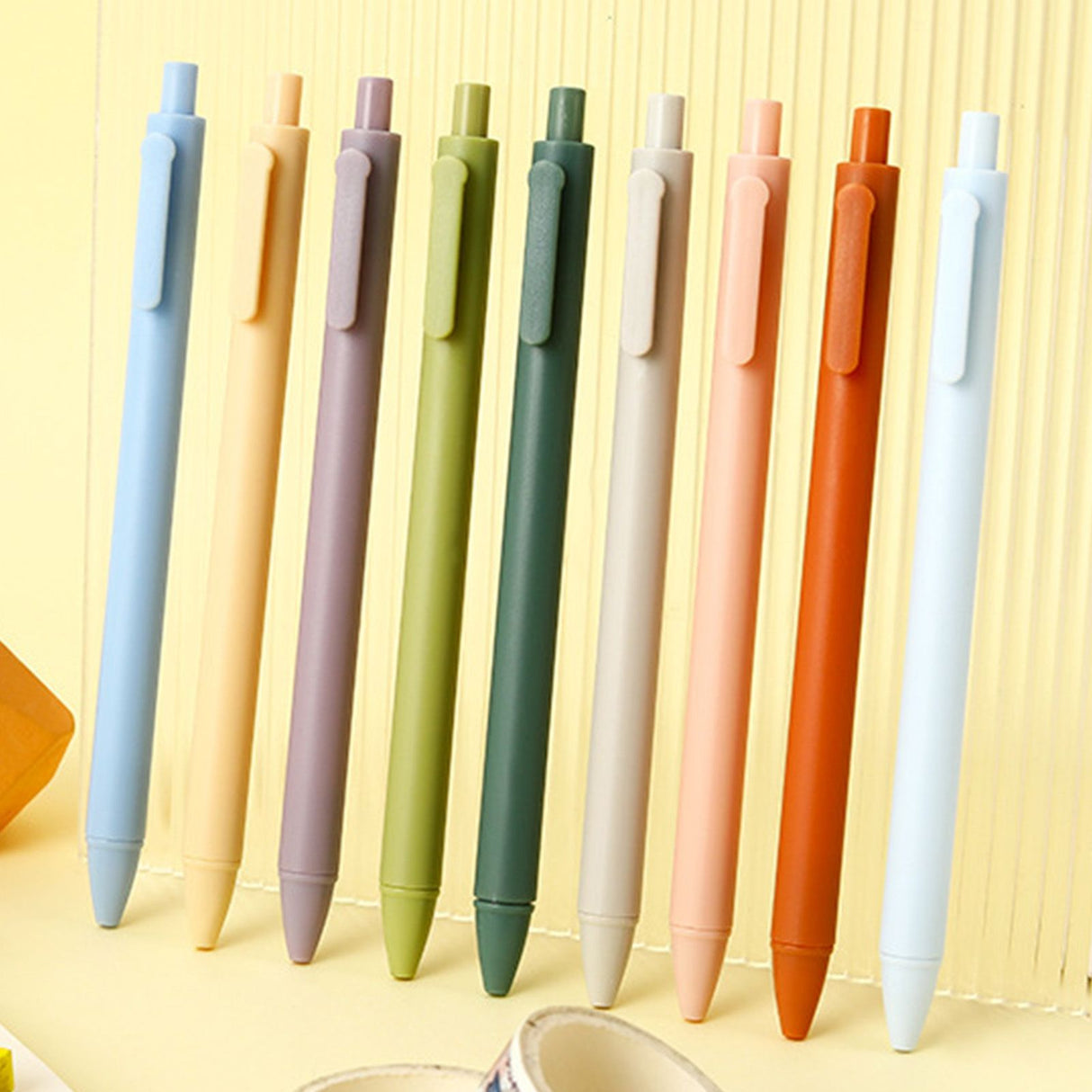 Gel Pen for Kids Students Adults Black Ink Medium Point Pressing Retractable Smooth Writing Pen for Journaling Note Taking Cute Office School Supplies Tawny
