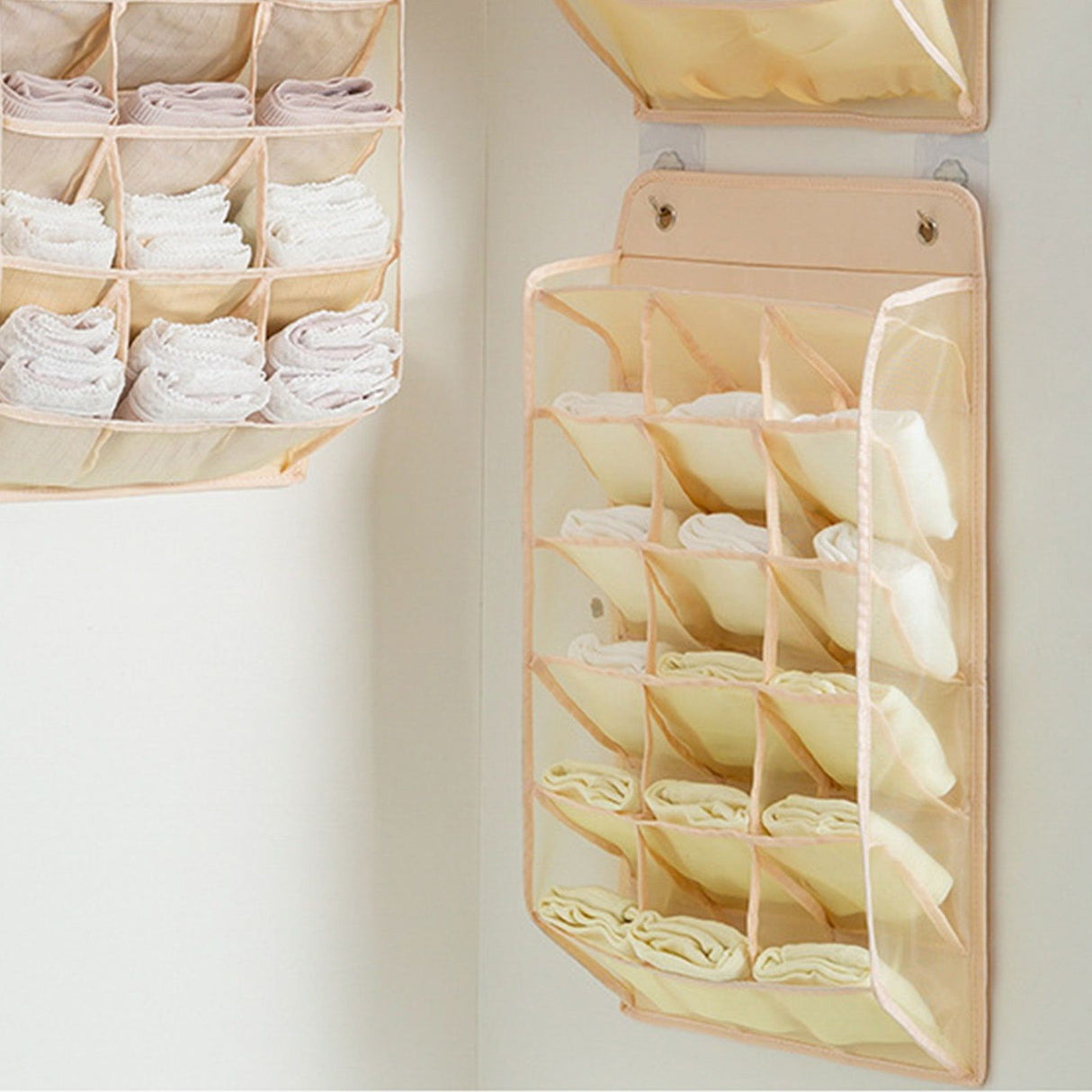 Closet Hanging Underwear Organizer Mesh Oxford Cloth PP Board Underwear Wall Shelf Wardrobe Hanging Storage Bag for Bra Socks Underpants 15 Pockets Beige