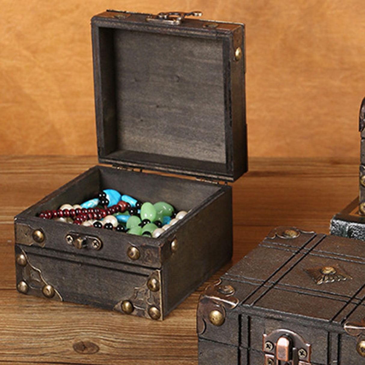 Large Jewelry Box Large Capacity Antique Durable Wood Dark Grey Vintage Jewelry Box with Metal Lock for Jewelry Trinkets