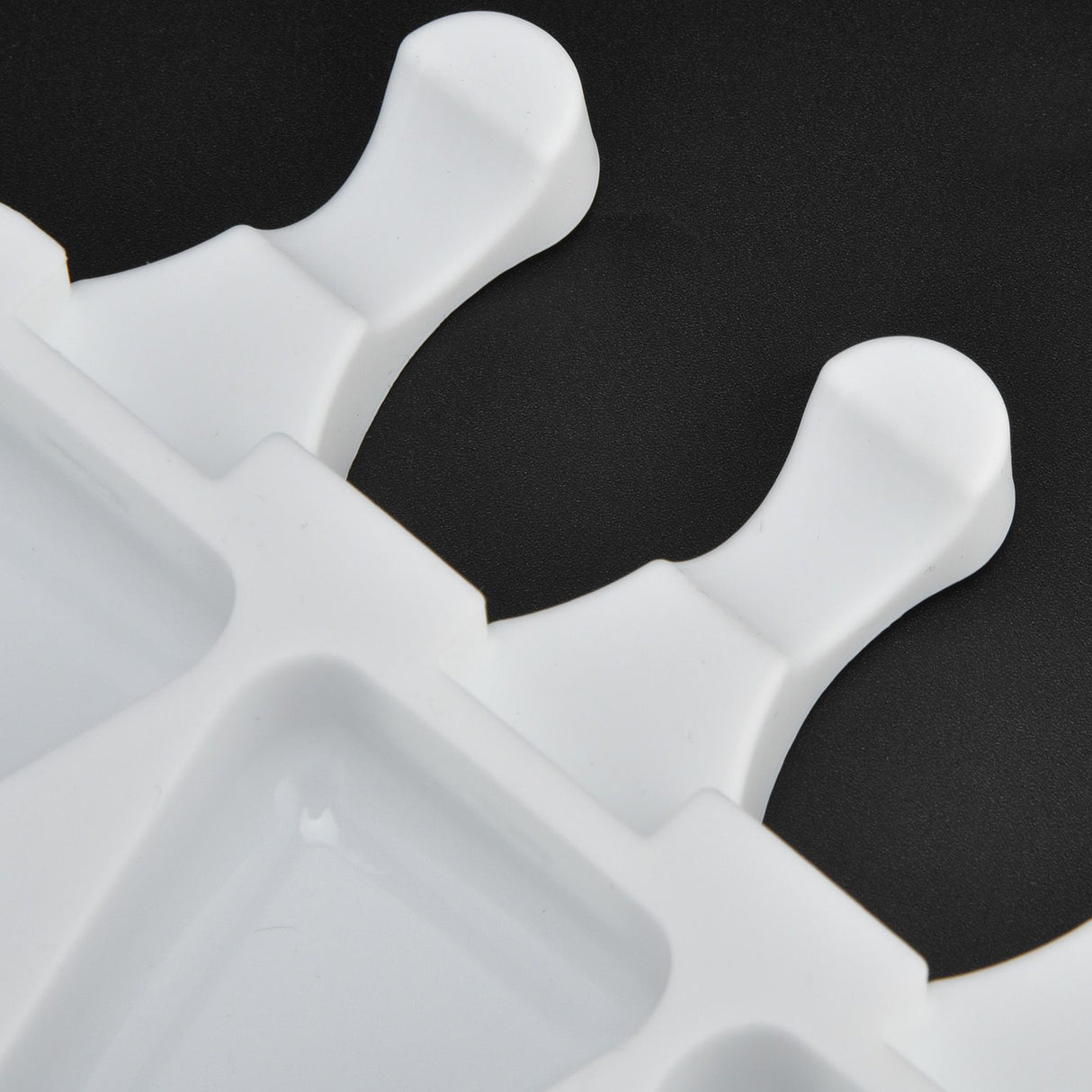 Multi Grid Silicone Ice Bar Mold Heat Resistant Ice Cream Making Mold Kitchen DIY Tool(4Grid Triangular )