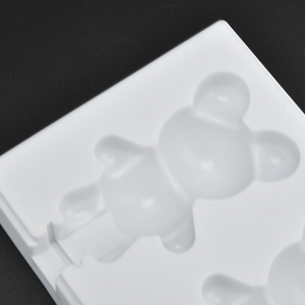 Multi Grid Silicone Ice Bar Mold Heat Resistant Ice Cream Making Mold Kitchen DIY Tool(3Grid Bear Shape )
