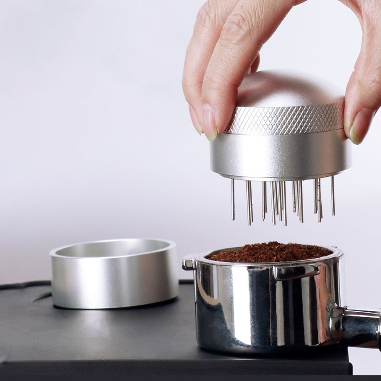 Coffee Needle Distributor with Base Effective Dispersion Rust Resistant Stainless Steel Hand Coffee Stirrer Silver 51mm/2.0in