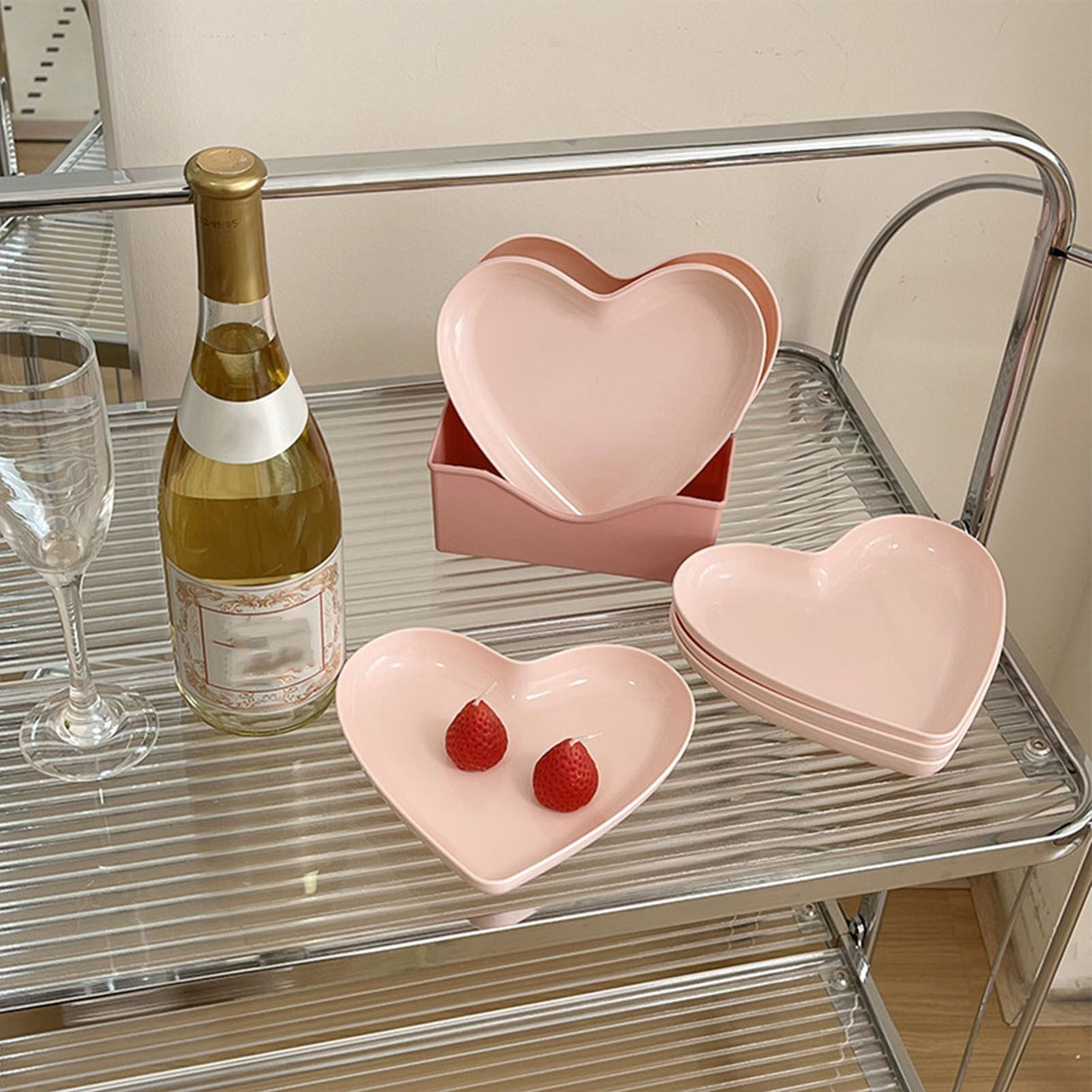 Serving Platter Heart Shape Dinner Plate Plastic Easy to Clean Versatile Kitchen Dinnerware for Party Gathering Wedding 1 Platter