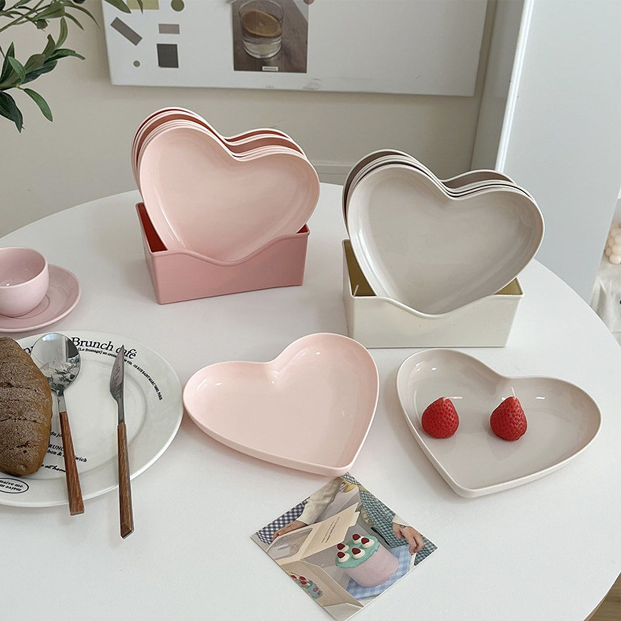 Serving Platter Heart Shape Dinner Plate Plastic Easy to Clean Versatile Kitchen Dinnerware for Party Gathering Wedding 1 Platter