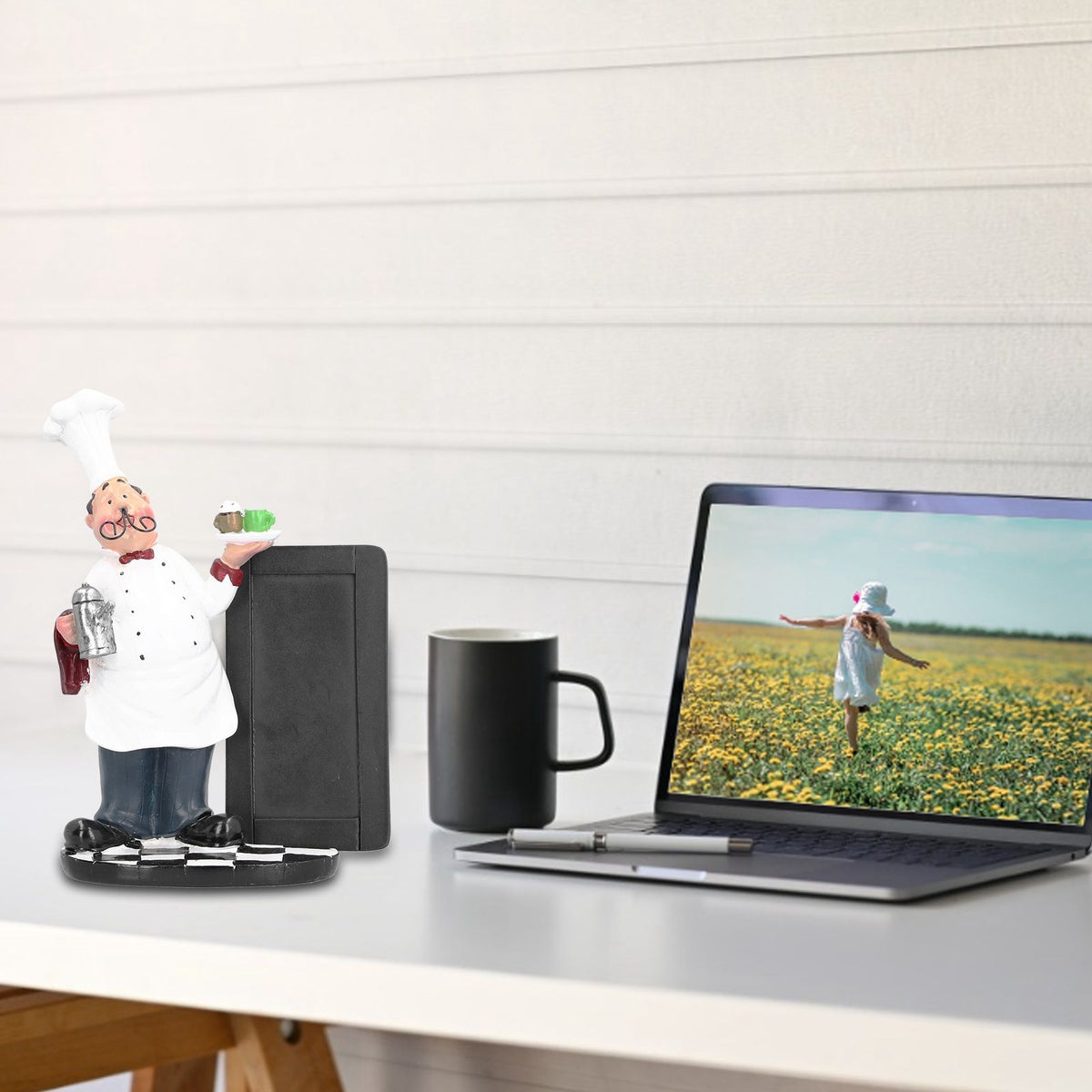 Resin Mustache Chef Figurine Fashion Small Ornaments Message Board Food Shop Hotel Decorations