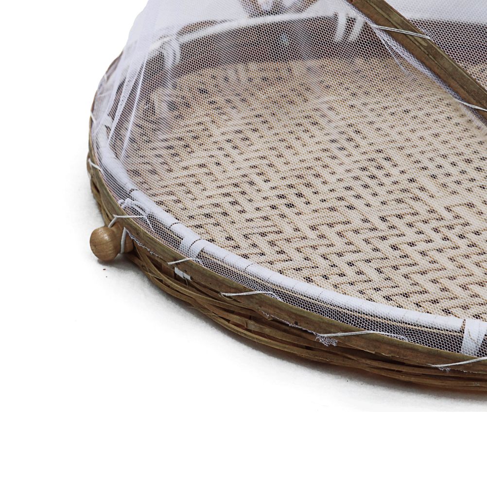 Covered Bamboo Serving Food Tent Basket Hand Woven Round Food Basket with Mesh Cover