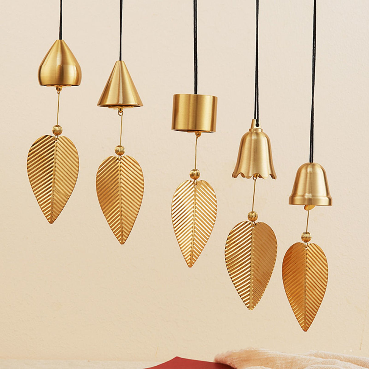 Wind Chimes Waterproof Windproof Metal Beautiful Elegant Vintage Bell Wind Chimes for Garden Courtyard Balcony Window