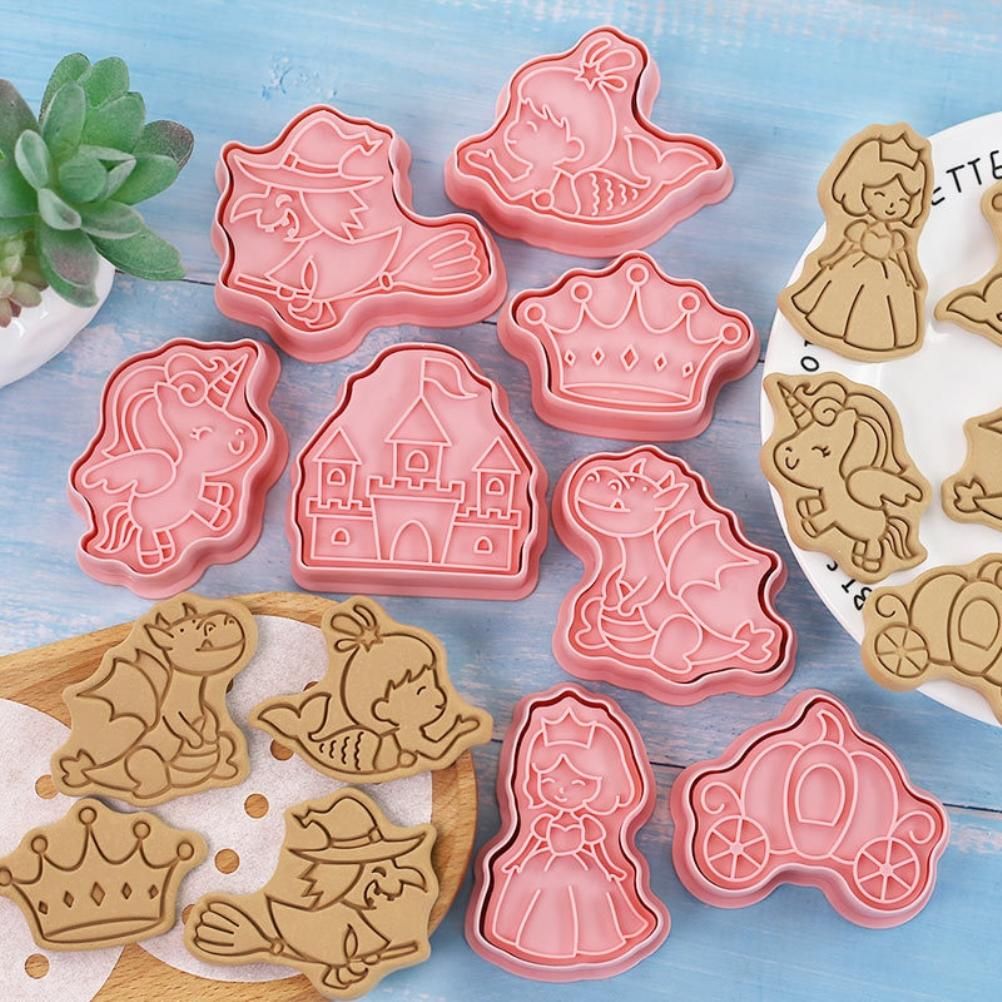 8Pcs 3D Biscuit Cutters Cartoon Dinosaur Fruit Vegetable Birthday Biscuit Mould Baking Mould Hand Press Biscuit Stamp