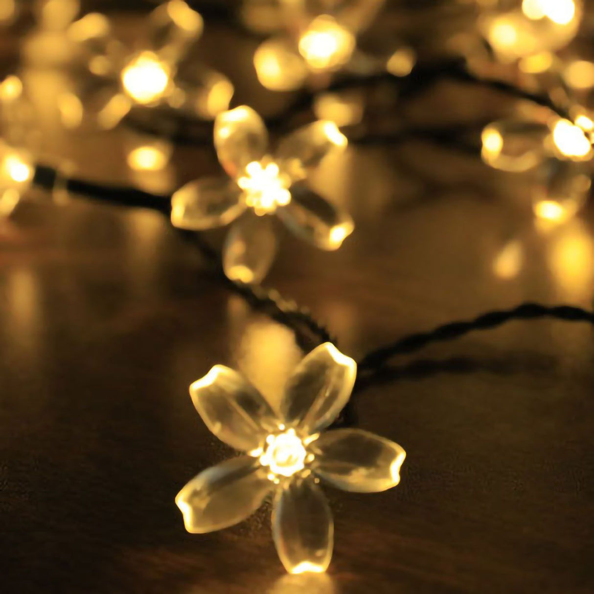 Sakura String Lights Solar Energy LED Waterproof Decoration Light for Outdoor Courtyard Warm White 5 Meters 20 Lights