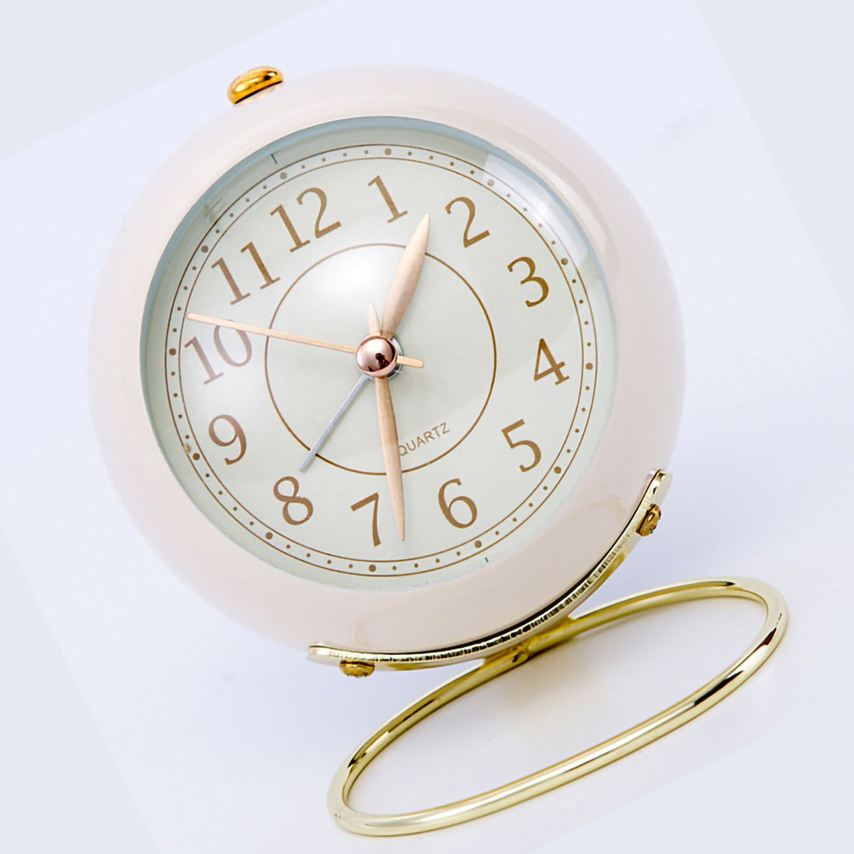 European Style Metal Clock Ingenious Mute Round Children Electronic Quartz Alarm Clock for Living Room Bedroom White