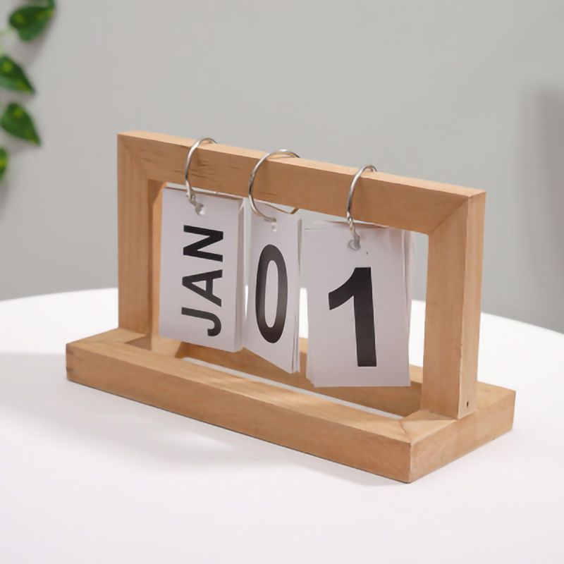 Wooden Desk Calendar Flip Chart Page Turning Calendar Reusable Home Calendar Ornament Wood Color