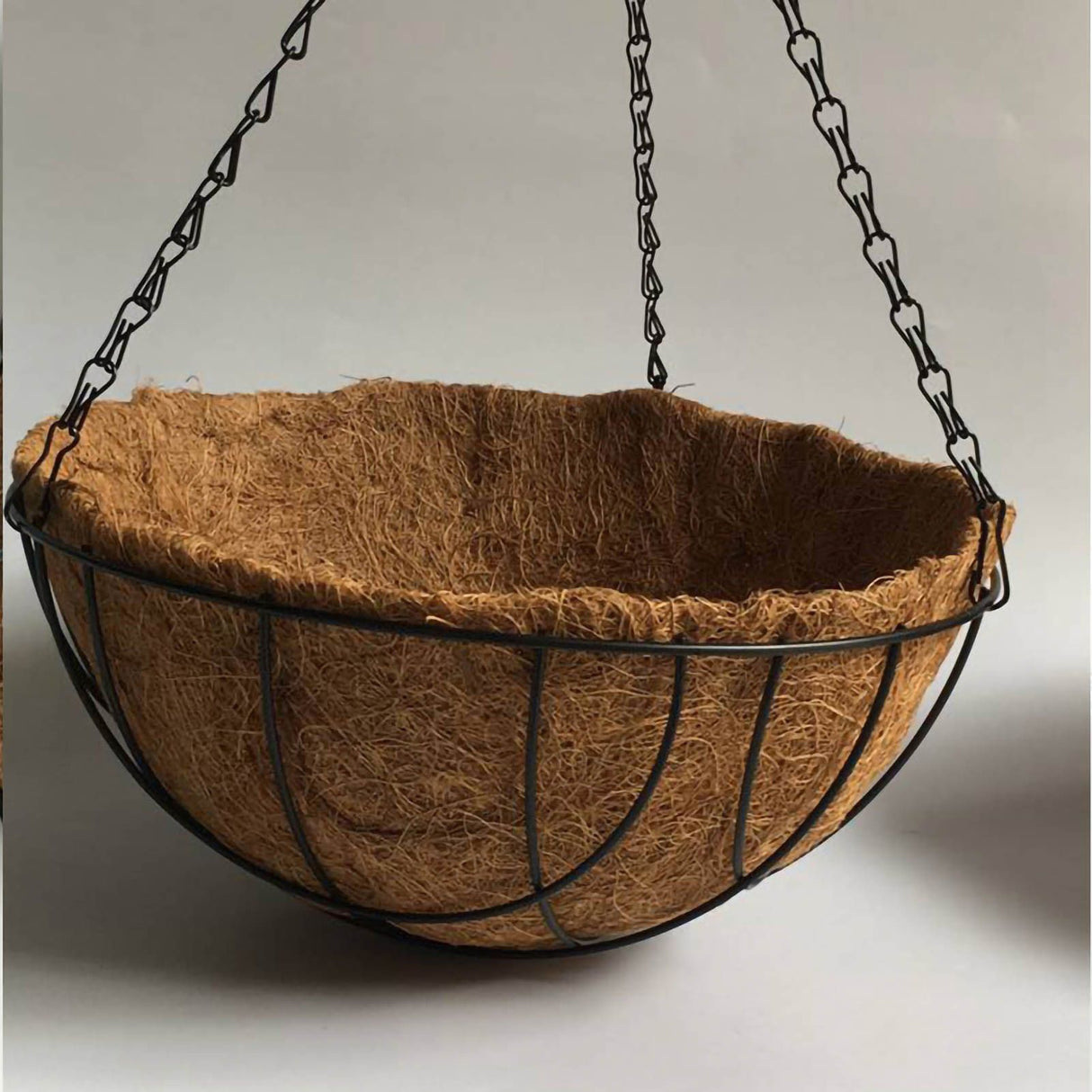 Hanging Basket Flower Pot Half Round Wire Plant Holder with Chain for Porch Garden Balcony Decoration 12in Dia 30cm Height