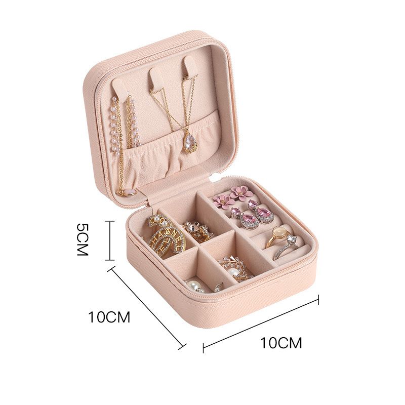 Travel Jewelry Case Exquisite Large Capacity Scratch Resistant Portable Jewelry Organizer Box for Outdoor Travel Red 10x10x5cm/3.9x3.9x2.0in