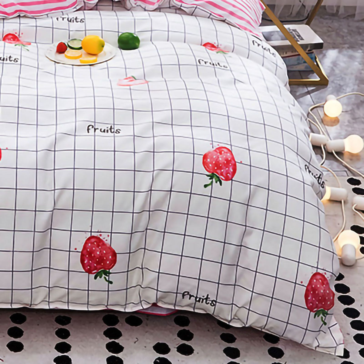 Skin Friendly Quilt Cover Thickened Polyester Soft Brushed Duvet Cover Quilt Bedding for Dormitory Bedroom Fruit 150x200cm