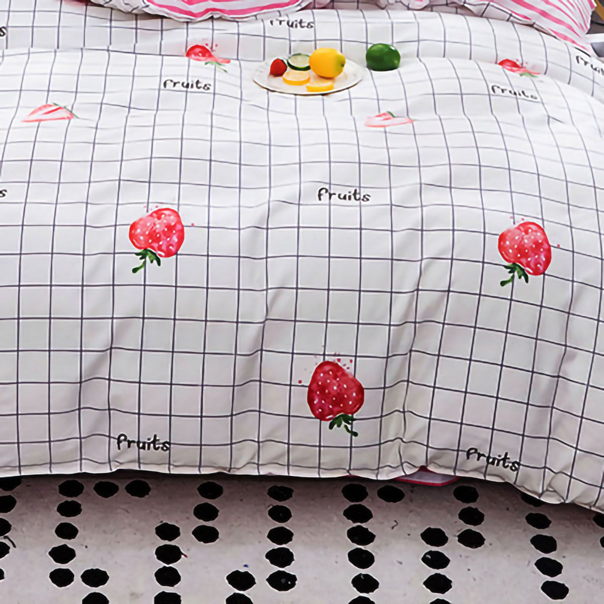 Skin Friendly Quilt Cover Thickened Polyester Soft Brushed Duvet Cover Quilt Bedding for Dormitory Bedroom Fruit 150x200cm