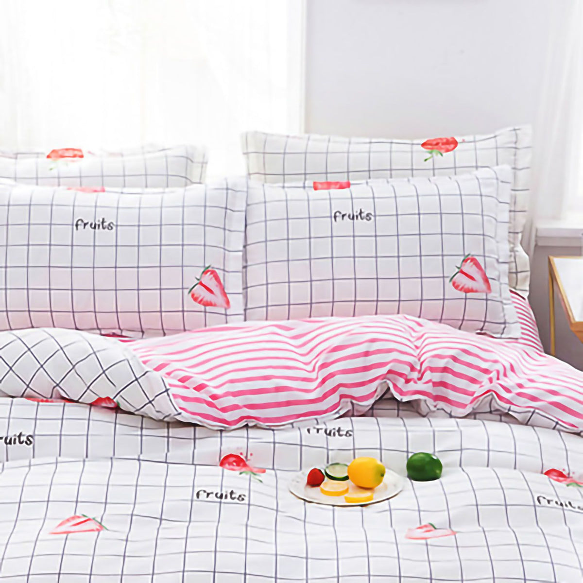 Skin Friendly Quilt Cover Thickened Polyester Soft Brushed Duvet Cover Quilt Bedding for Dormitory Bedroom Fruit 150x200cm