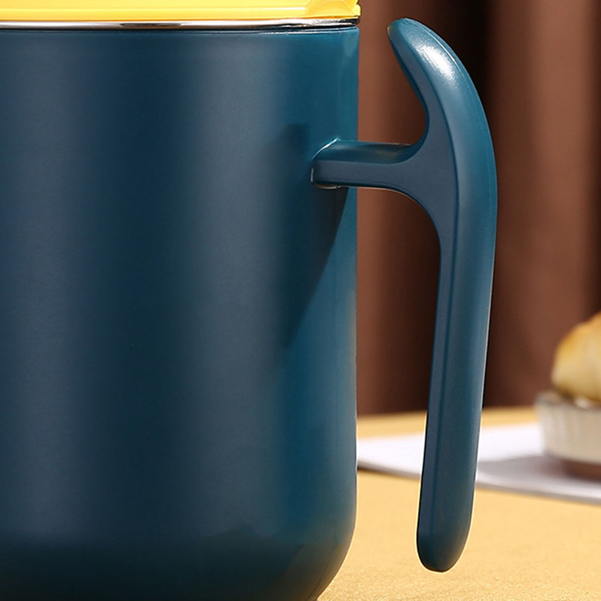 550ml Stainless Steel Double Walled Mugs Leakproof Prevent Scalding Frosted Insulated Coffee Mugs for Home Cafe Office Dark Green 550ml