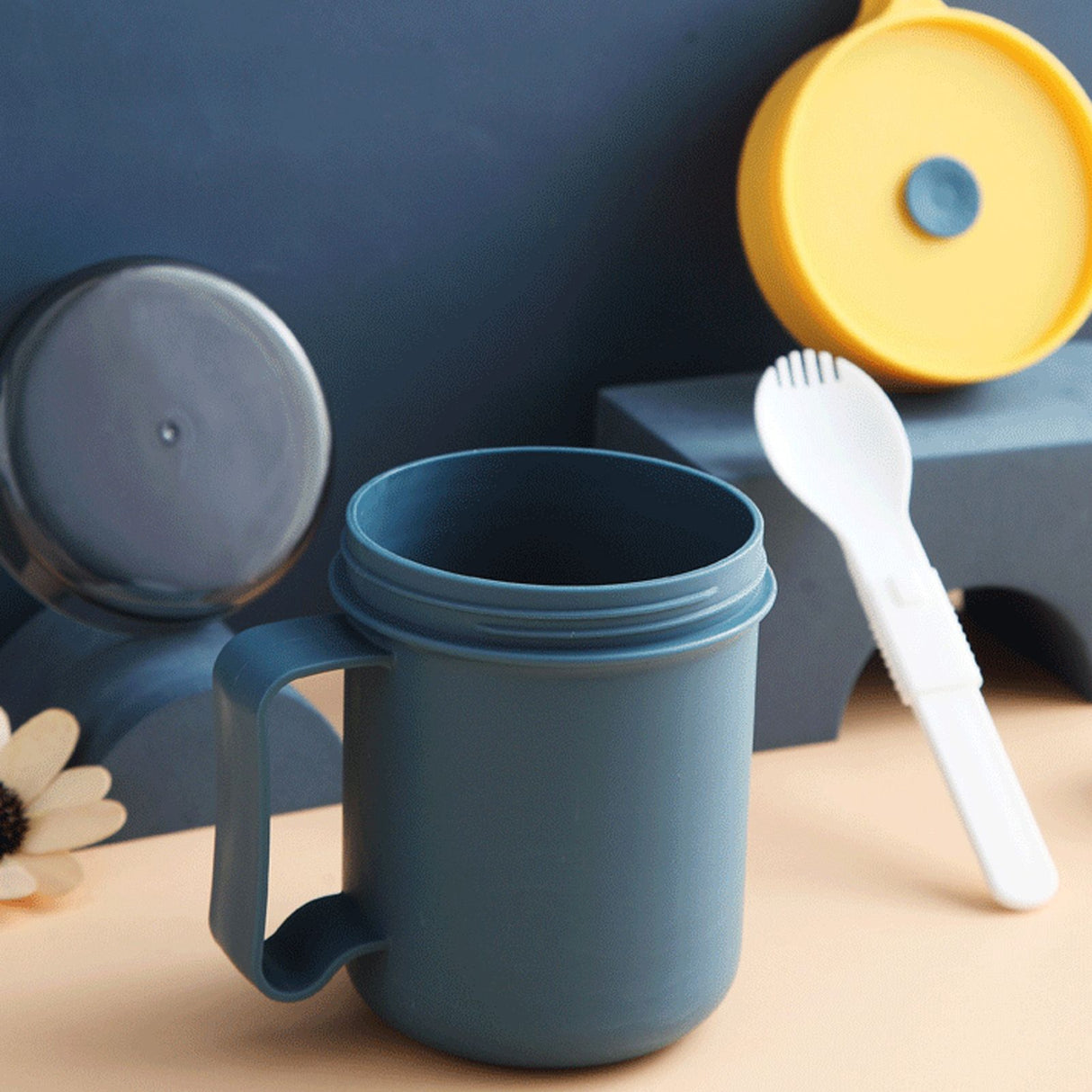 500ML Soup Cup Portable Steady Plastic Insulated Soup Containers with Lid and Spoon for Office School 500ML Blue
