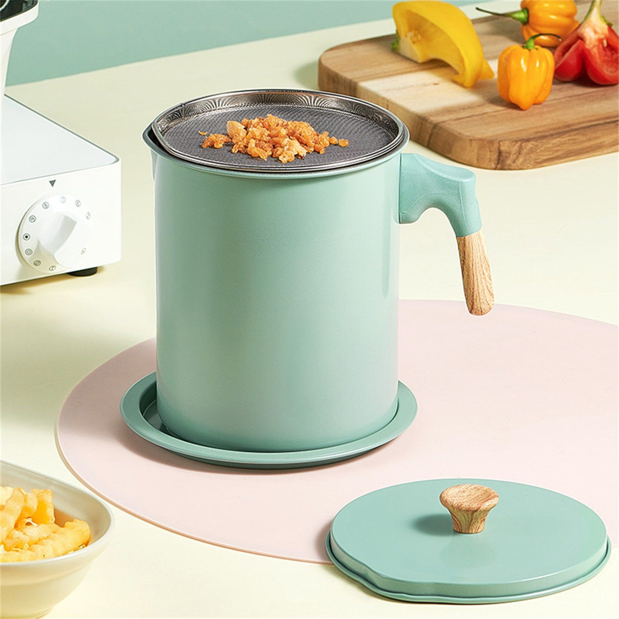 Oil Strainer Pot 1.4L Wood Grain Easy Operation No Rust Oil Storage Supplies Filter for Home Canteen Fruit Green