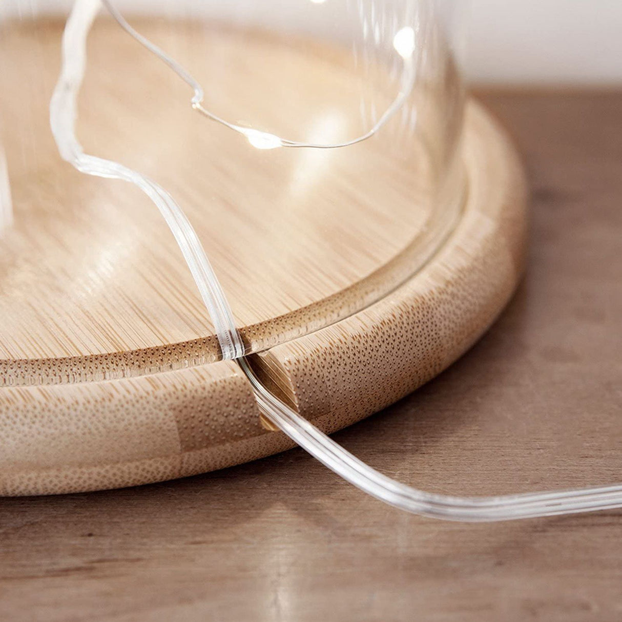 Clear Glass Jar Dome Cover Decorative Clear Glass Dome Cloche Bell Cover Fresh Flower Glass Cover for Wedding Party Valentine and Bamboo Wood Flat Bottom