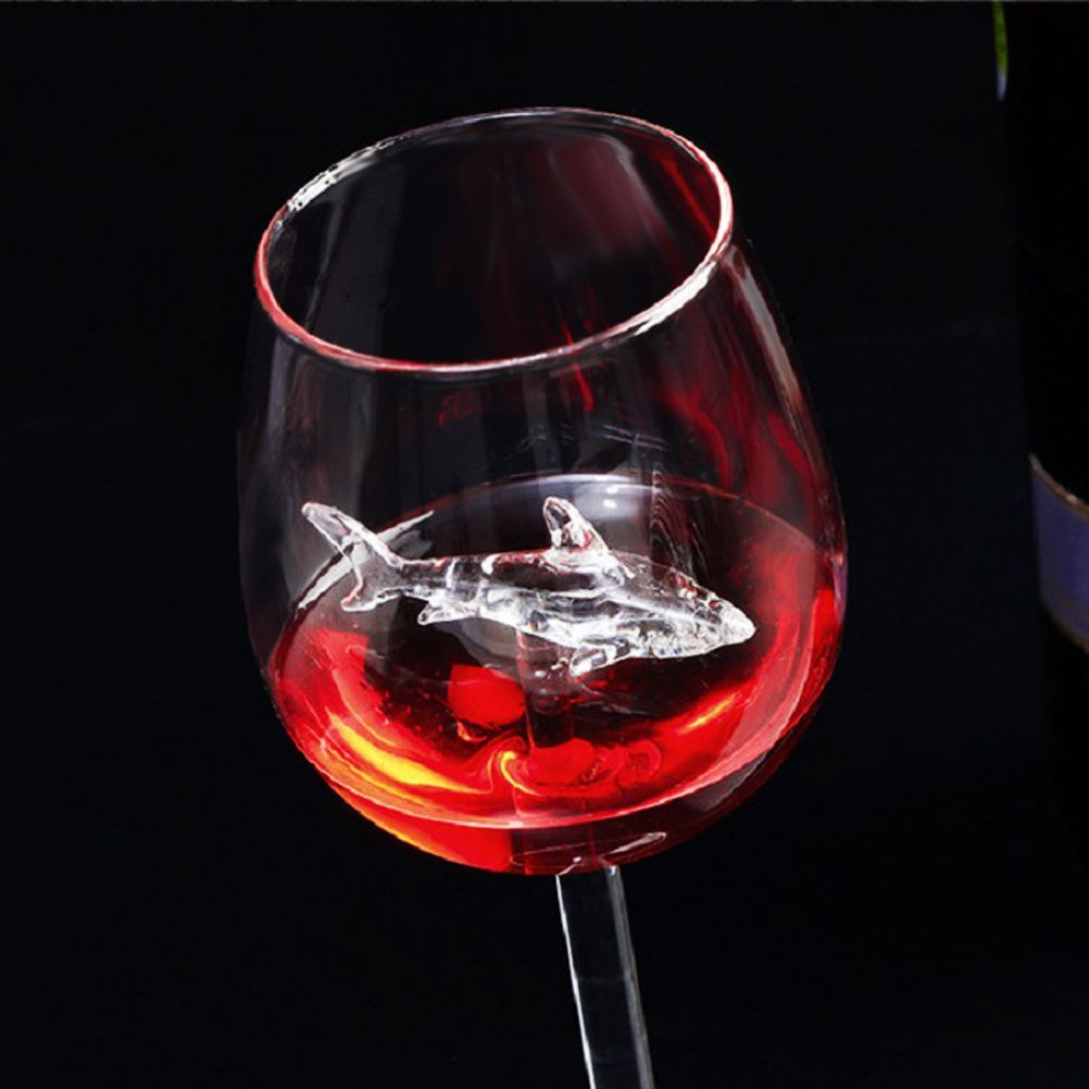 300ml Goblet Glass Mug Shark Wine Glass Goblets for Cold Drink Champagne Goblet Cocktail Glasses Whiskey Cup Party Barware