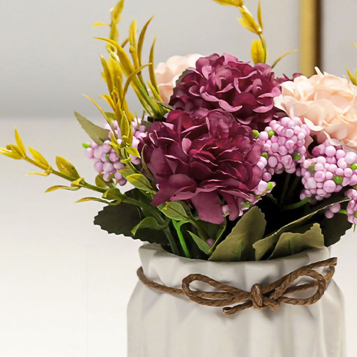 Artificial Fake Potted Flowers Bouquet Hydrangea with Vase for Dining Table Decoration White