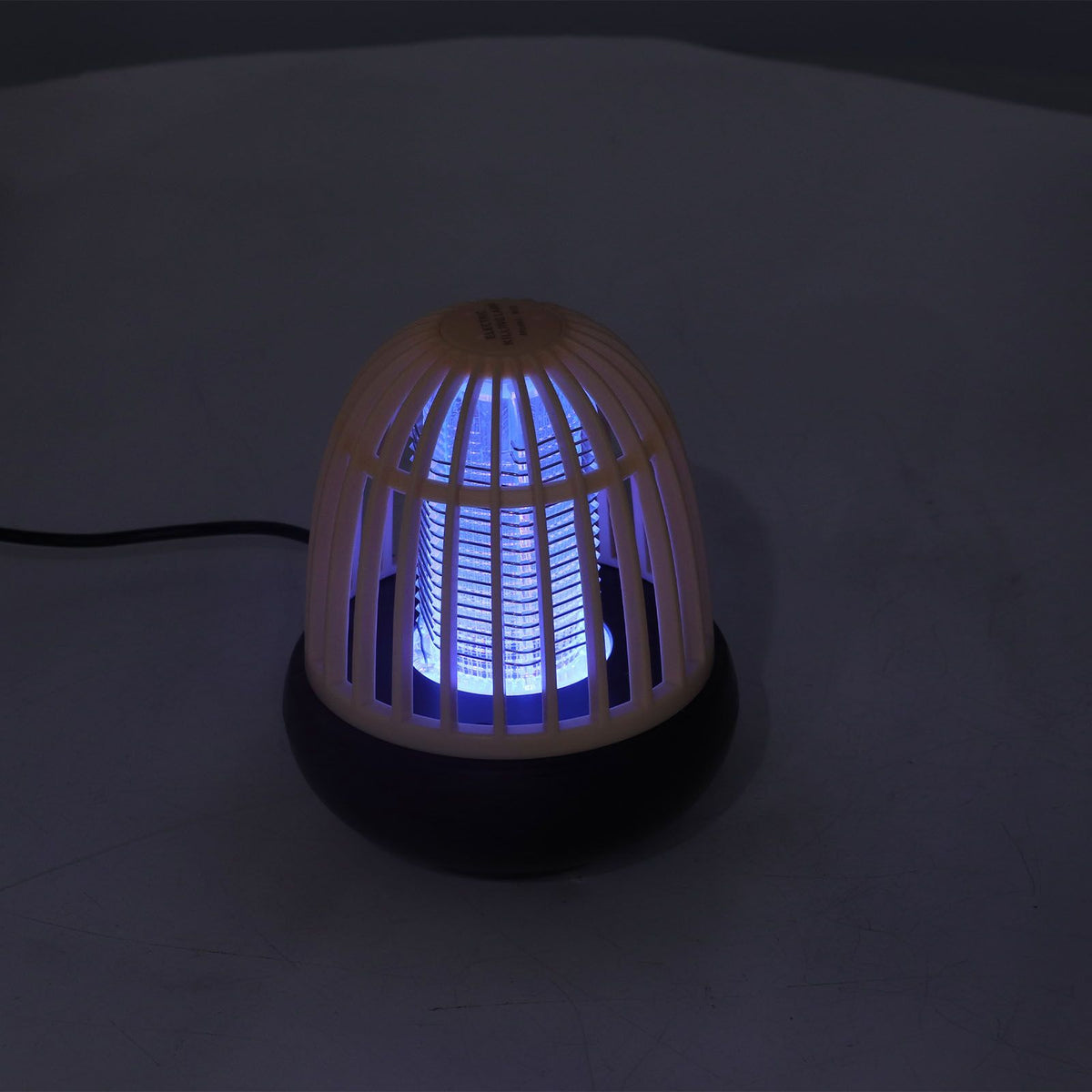 USB Bug Buster Bulb USB Charging Electric Shock Odorless Outdoors Mosquito Lamp for Living Room Kitchen Bedroom Office