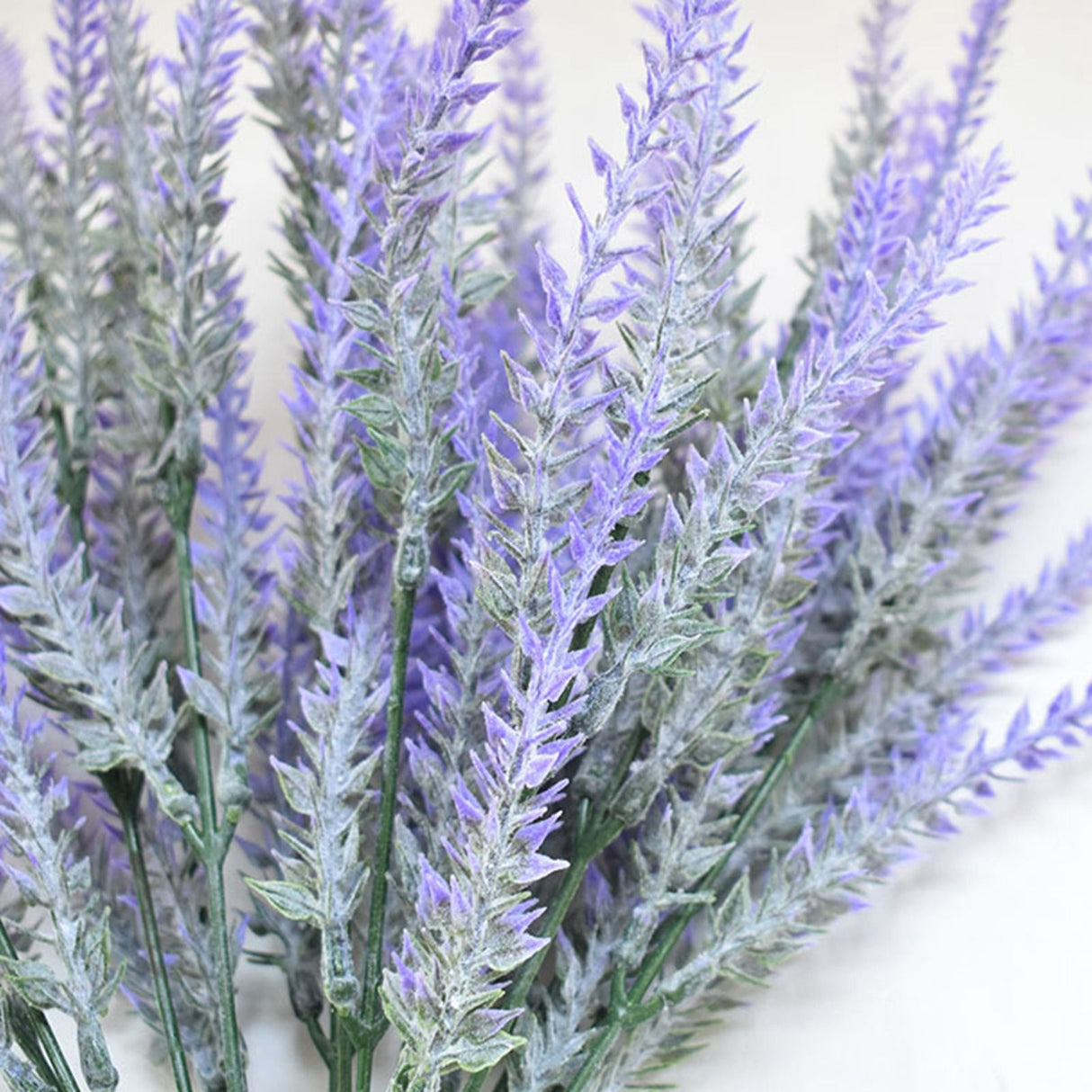 Plastic Artificial Lavender Flowers Odorless Realistic Fake Lavender for Scene Decoration Wedding Celebration Purple