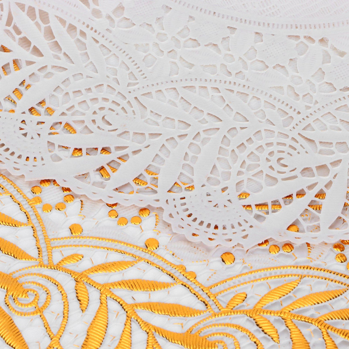 2PCS 30cmx30cm Table Mats Gold Dining Table Placemats for Wedding Party SuppliesStyle 02