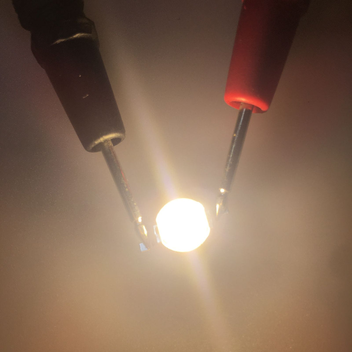 25Pcs 0.5W 5V High Power LED Lamp Bead Light Source Chip with Aluminum PlateWarm White Light: 3000‑3200K