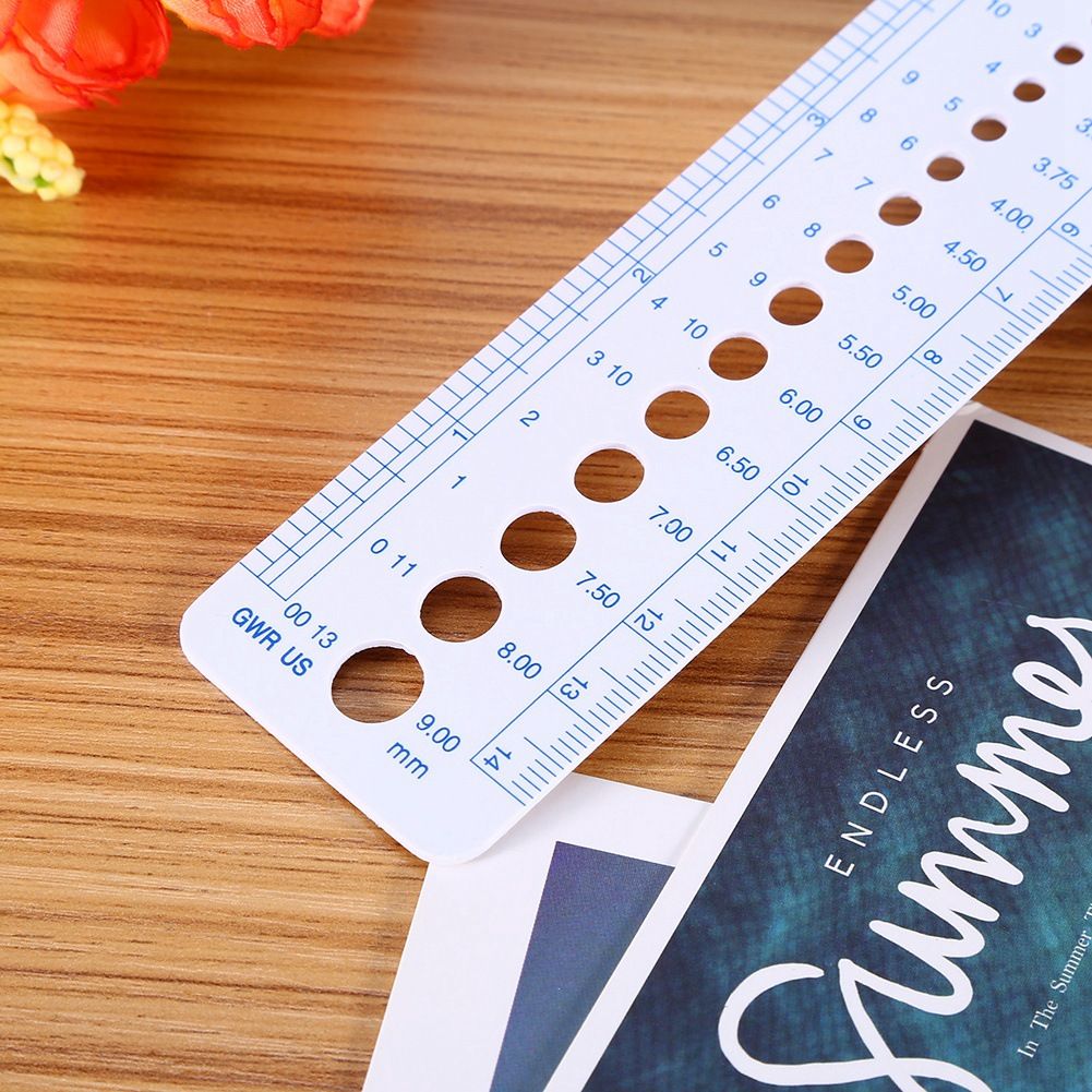 Plastic Knitting Needle Gauge Ruler Inch cm Sewing Tools US UK Canada Sizes 2-10mm